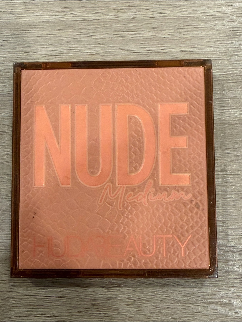 HUDA BEAUTY NUDE OBSESSIONS EYESHADOW PALETTE 🎨 - Picture 3 of 4